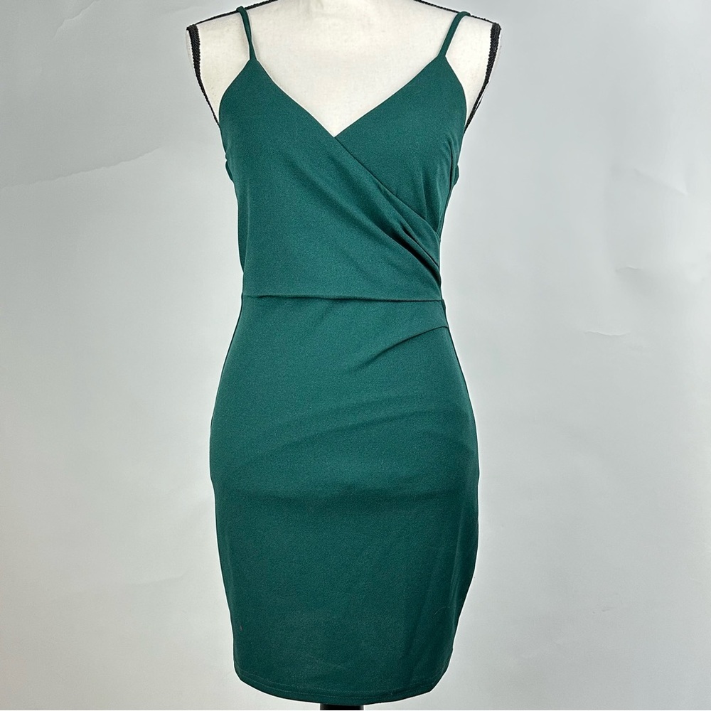 Lulu’s Feeling Flattered Emerald Green Bodycon Mini Dress - size Small
